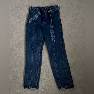 Abercrombie Ultra High Waist mom jean